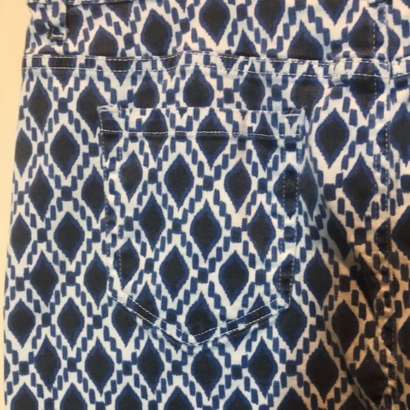 Patterned Denim Skirt Size 16 - Picture 7 of 8